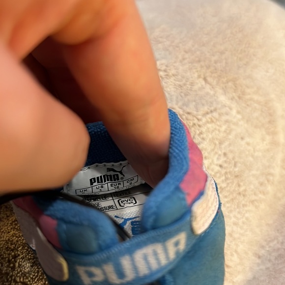 Puma Baby Suede slip on shoes size 1 - Picture 6 of 7
